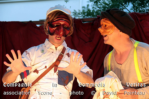Citronnelle et Vieilles Querelles - Lemongrass and Old Quarrels, contemporary commedia dell arte show directed by Patrick Forian - playing outdoor during Tréteaux nomades festival in Paris. Scene with Pulcinella and Zanni Tartaglia.